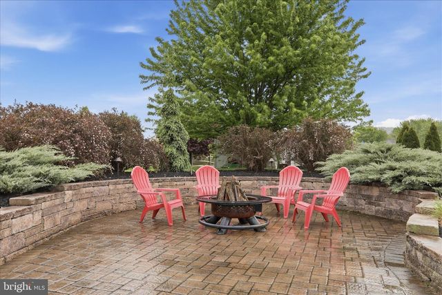 6690 OLDE PINE DRIVE, Chambersburg, PA 17202