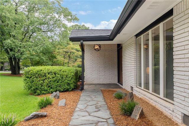2401 Henderson Pines Court, Tucker, GA 30084