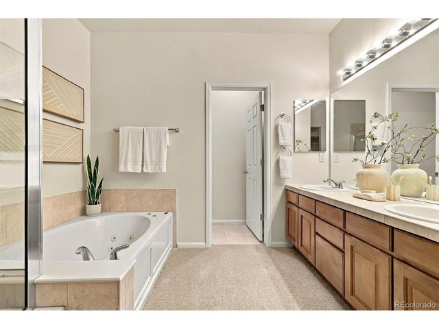 13713 Boulder Pt 102, Broomfield, CO 80023