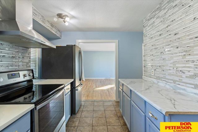 1343 E 4th Street, Fremont, NE 68025