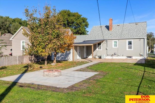 1343 E 4th Street, Fremont, NE 68025