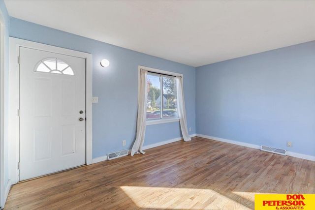 1343 E 4th Street, Fremont, NE 68025