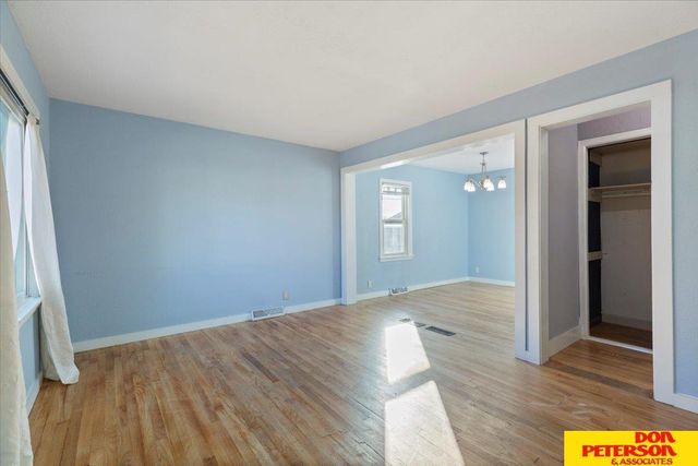 1343 E 4th Street, Fremont, NE 68025