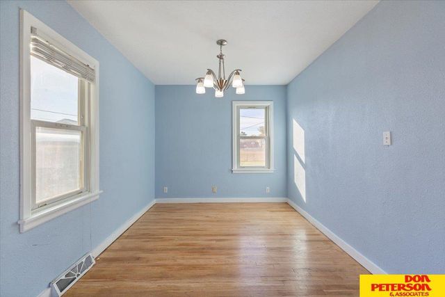 1343 E 4th Street, Fremont, NE 68025