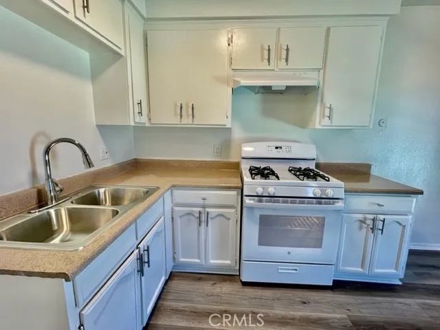 815 N Rose 6, Compton, CA 90221