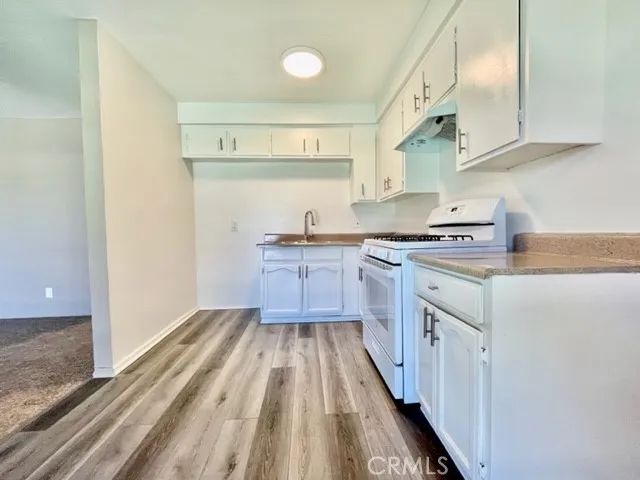 815 N Rose 6, Compton, CA 90221