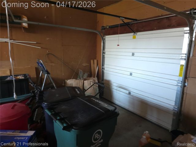 406 Woodlawn Avenue, Royal Oak Charter Township, MI 48073