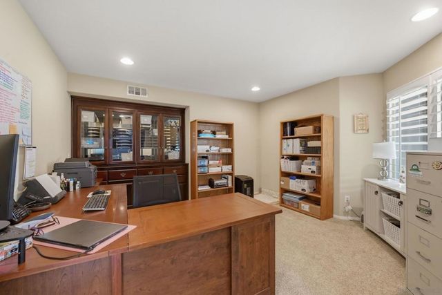 3204 Meadow Creek, Escondido, CA 92027