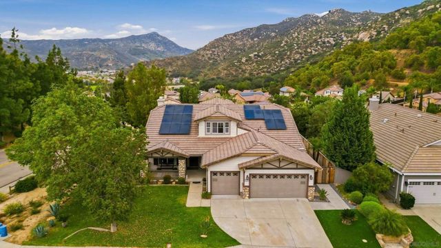 3204 Meadow Creek, Escondido, CA 92027