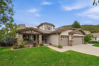 3204 Meadow Creek, Escondido, CA 92027