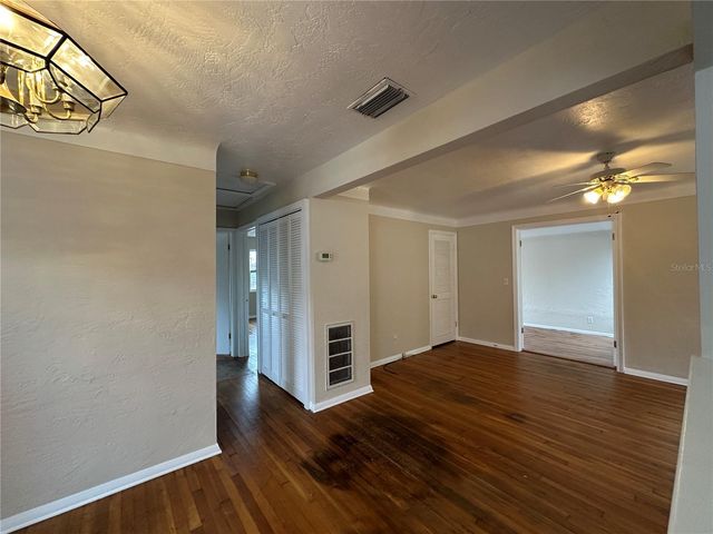 4526 6TH AVENUE N, St Petersburg, FL 33713