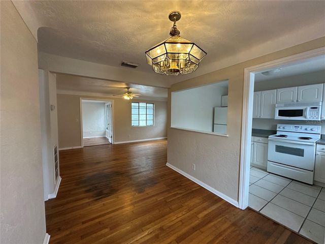 4526 6TH AVENUE N, St Petersburg, FL 33713