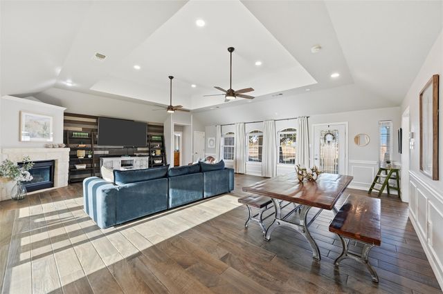 2701 Hulen Street, Burleson, TX 76028