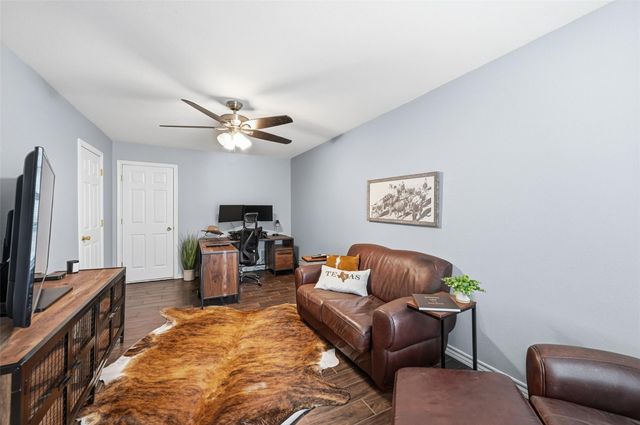 2701 Hulen Street, Burleson, TX 76028