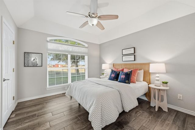 2701 Hulen Street, Burleson, TX 76028