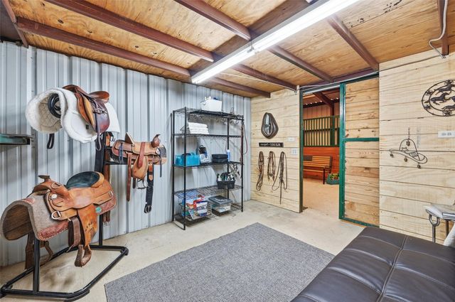 2701 Hulen Street, Burleson, TX 76028