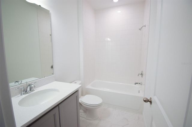 2370 LANCASHIRE STREET, Davenport, FL 33896