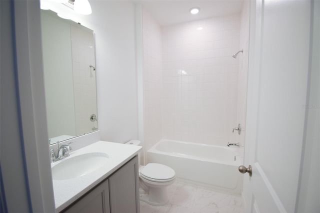 2370 LANCASHIRE STREET, Davenport, FL 33896