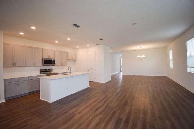 2370 LANCASHIRE STREET, Davenport, FL 33896