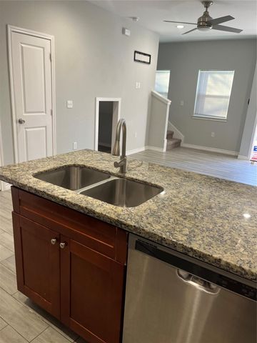 10978 Maywood Street, Willis, TX 77318