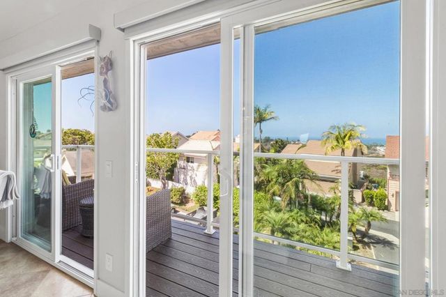 1759 Sky Loft Lane, Encinitas, CA 92024