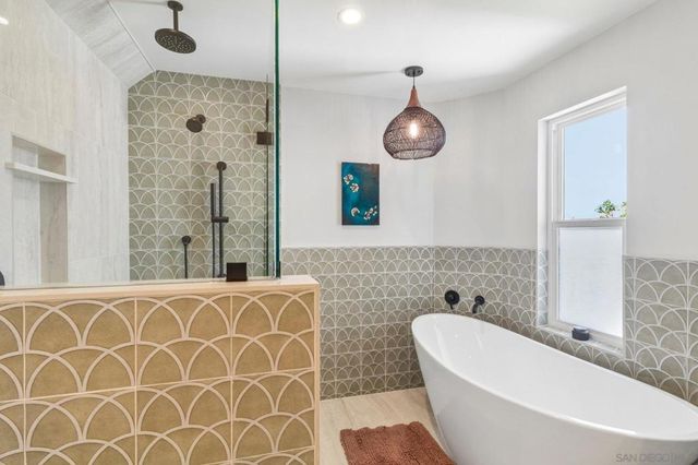 1759 Sky Loft Lane, Encinitas, CA 92024