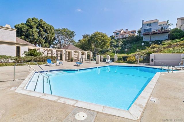 1759 Sky Loft Lane, Encinitas, CA 92024
