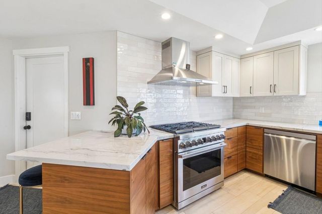 1759 Sky Loft Lane, Encinitas, CA 92024