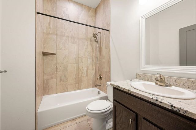 581 W Indian Creek Dr Unit 2, Grand Junction, CO 81501