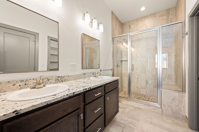 581 W Indian Creek Dr Unit 2, Grand Junction, CO 81501