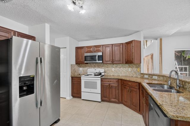 8332 Bermuda Sound Way, Boynton Beach, FL 33436