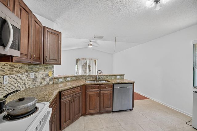8332 Bermuda Sound Way, Boynton Beach, FL 33436