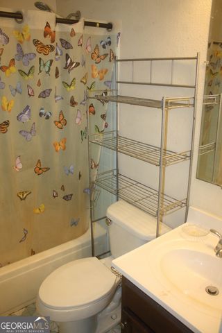 304 Laurie Lane, Warner Robins, GA 31088