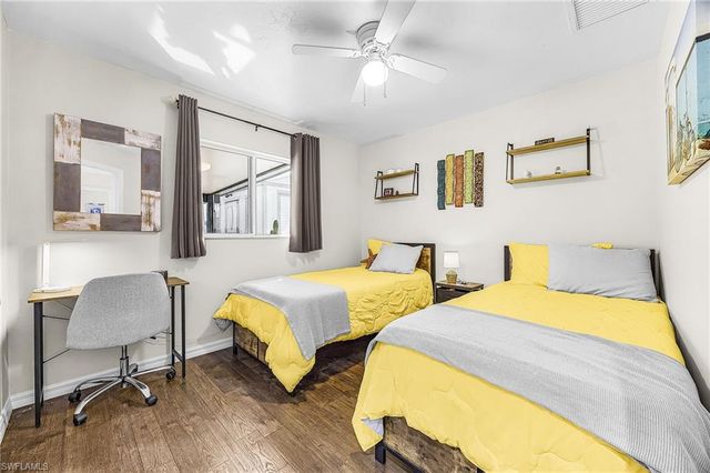 1900 SW 2nd TER, Cape Coral, FL 33991