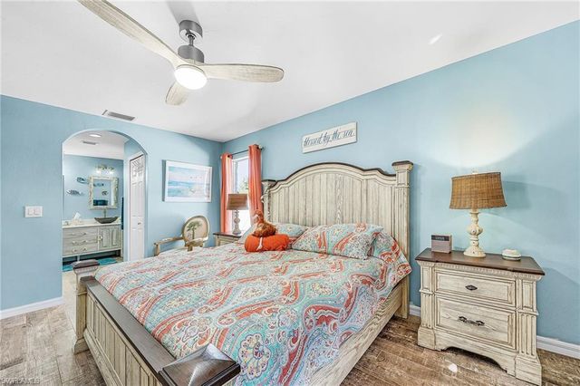 1900 SW 2nd TER, Cape Coral, FL 33991