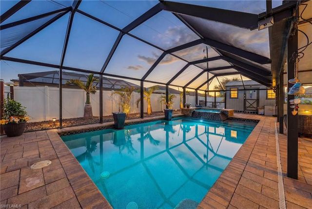 1900 SW 2nd TER, Cape Coral, FL 33991