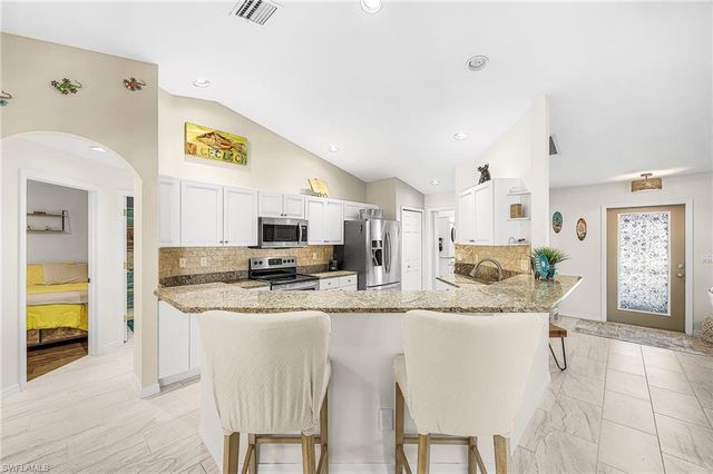 1900 SW 2nd TER, Cape Coral, FL 33991