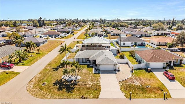 1900 SW 2nd TER, Cape Coral, FL 33991