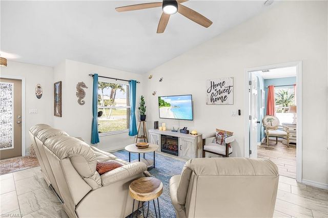 1900 SW 2nd TER, Cape Coral, FL 33991