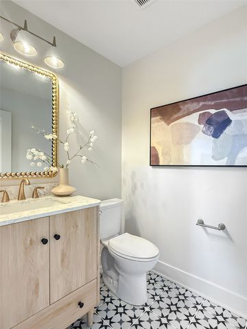 200 E Granger Avenue, Des Moines, IA 50315