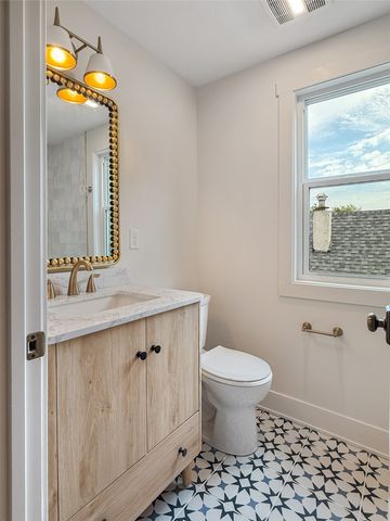 200 E Granger Avenue, Des Moines, IA 50315