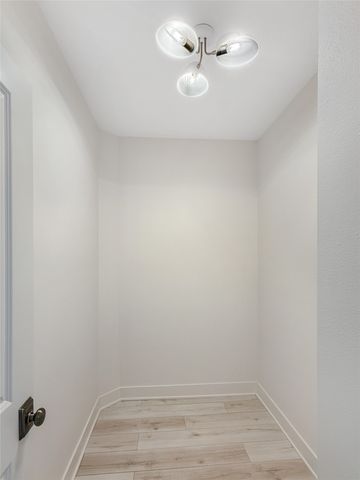 200 E Granger Avenue, Des Moines, IA 50315