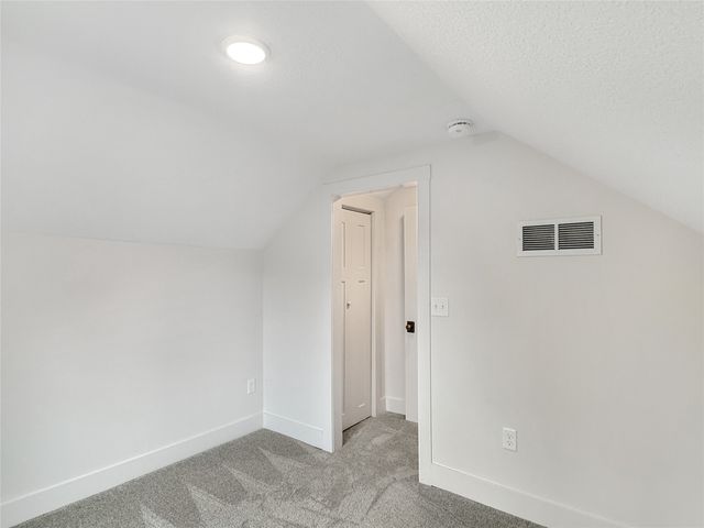 200 E Granger Avenue, Des Moines, IA 50315