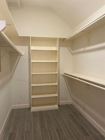 18419 Autumn Park Dr, Houston, TX 77084