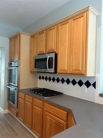 18419 Autumn Park Dr, Houston, TX 77084