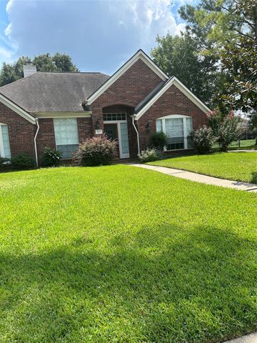 18419 Autumn Park Dr, Houston, TX 77084