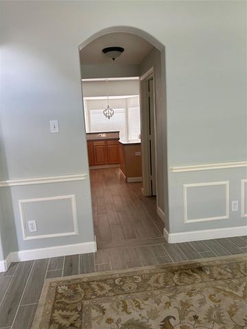 18419 Autumn Park Dr, Houston, TX 77084