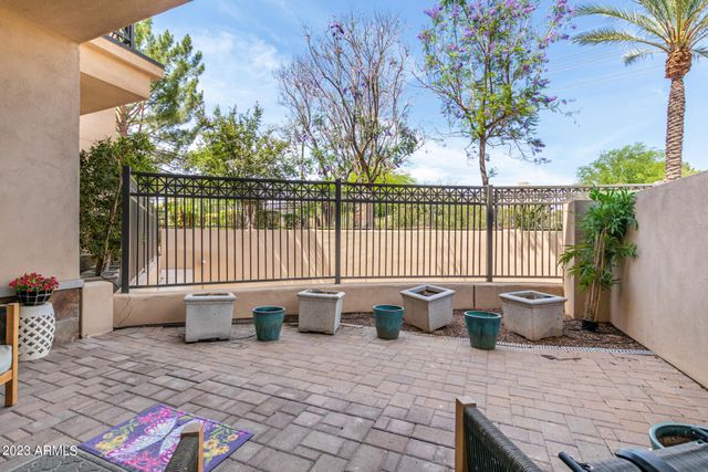 8 E BILTMORE Estate 114, Phoenix, AZ 85016