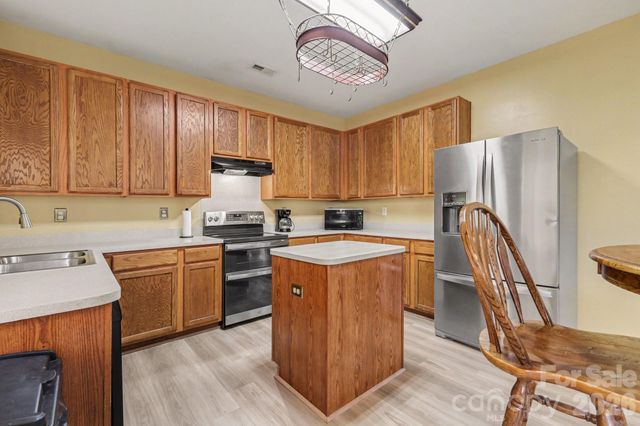 14312 Arlandes Drive, Charlotte, NC 28278