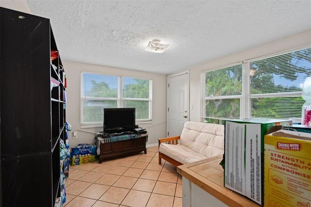 1542 LAKEVIEW ROAD, Clearwater, FL 33756